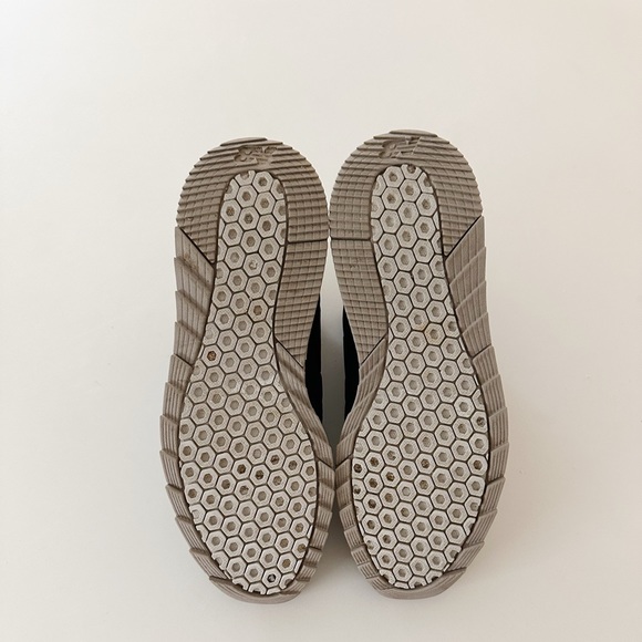 New Balance Revlite Women’s Mid Sneaker - Picture 5 of 6